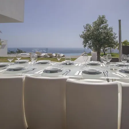 Madeira Luxo - Superb Luxury Seaviews Hot-tub 10 Guests Villa