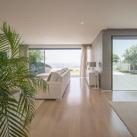 Madeira Luxo - Superb Luxury Seaviews Hot-tub 10 Guests Villa Funchal (Madeira)