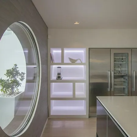 Madeira Luxo - Superb Luxury Seaviews Hot-tub 10 Guests