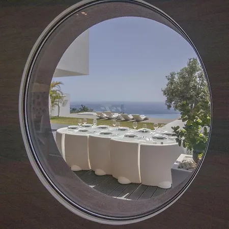 Villa Madeira Luxo - Superb Luxury Seaviews Hot-tub 10 Guests
