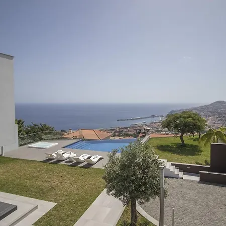 Madeira Luxo - Superb Luxury Seaviews Hot-tub 10 Guests Villa Funchal (Madeira)