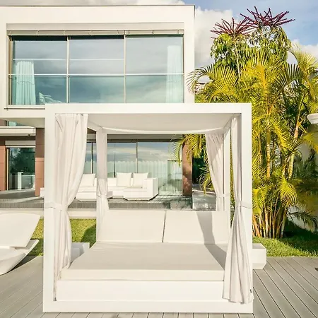 Villa Madeira Luxo - Superb Luxury Seaviews Hot-tub 10 Guests
